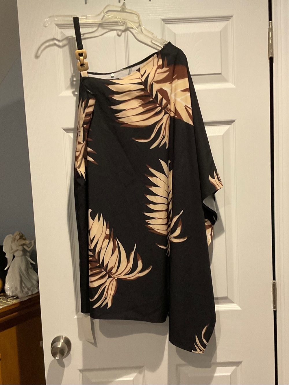 One-Shoulder Black Dress with Beige Palm Print